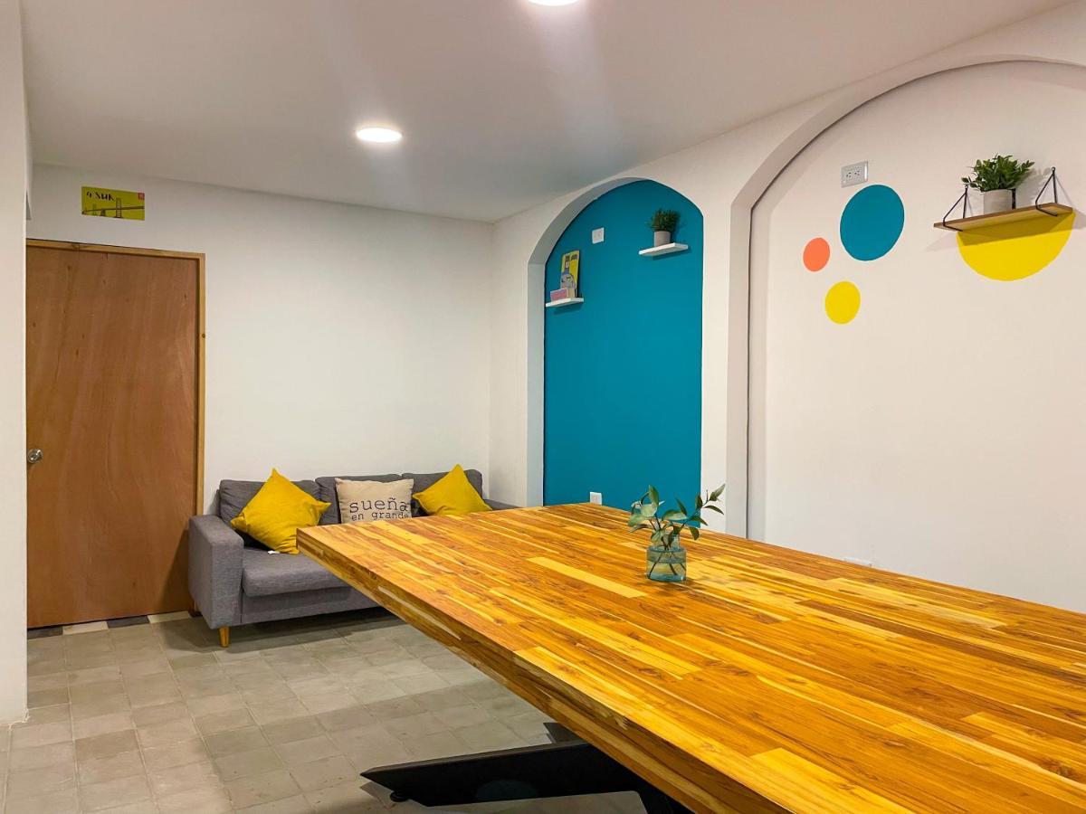Kapselhotel Baku Laureles Medellín